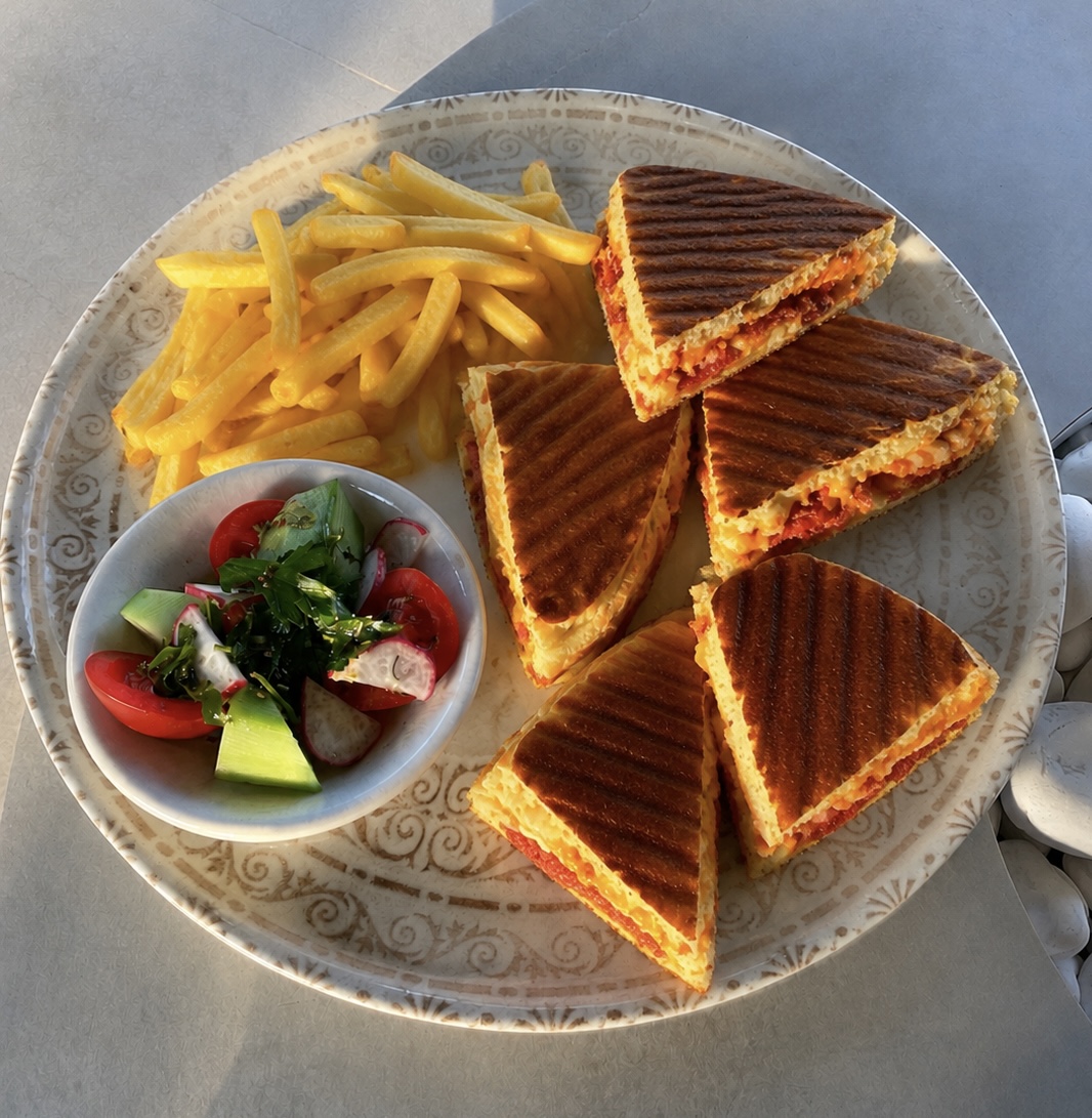Ra spesiyal tost